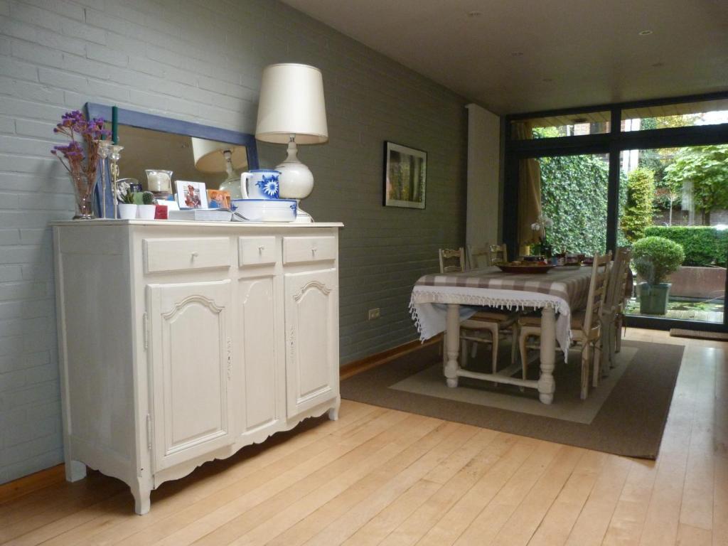 B&B Sparrow'S Nest 헨트 외부 사진